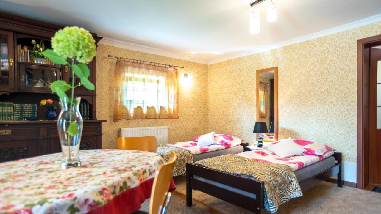 Apartament Przy Slonecznej Myslakowice Luaran gambar